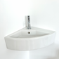 Lave-mains d'angle